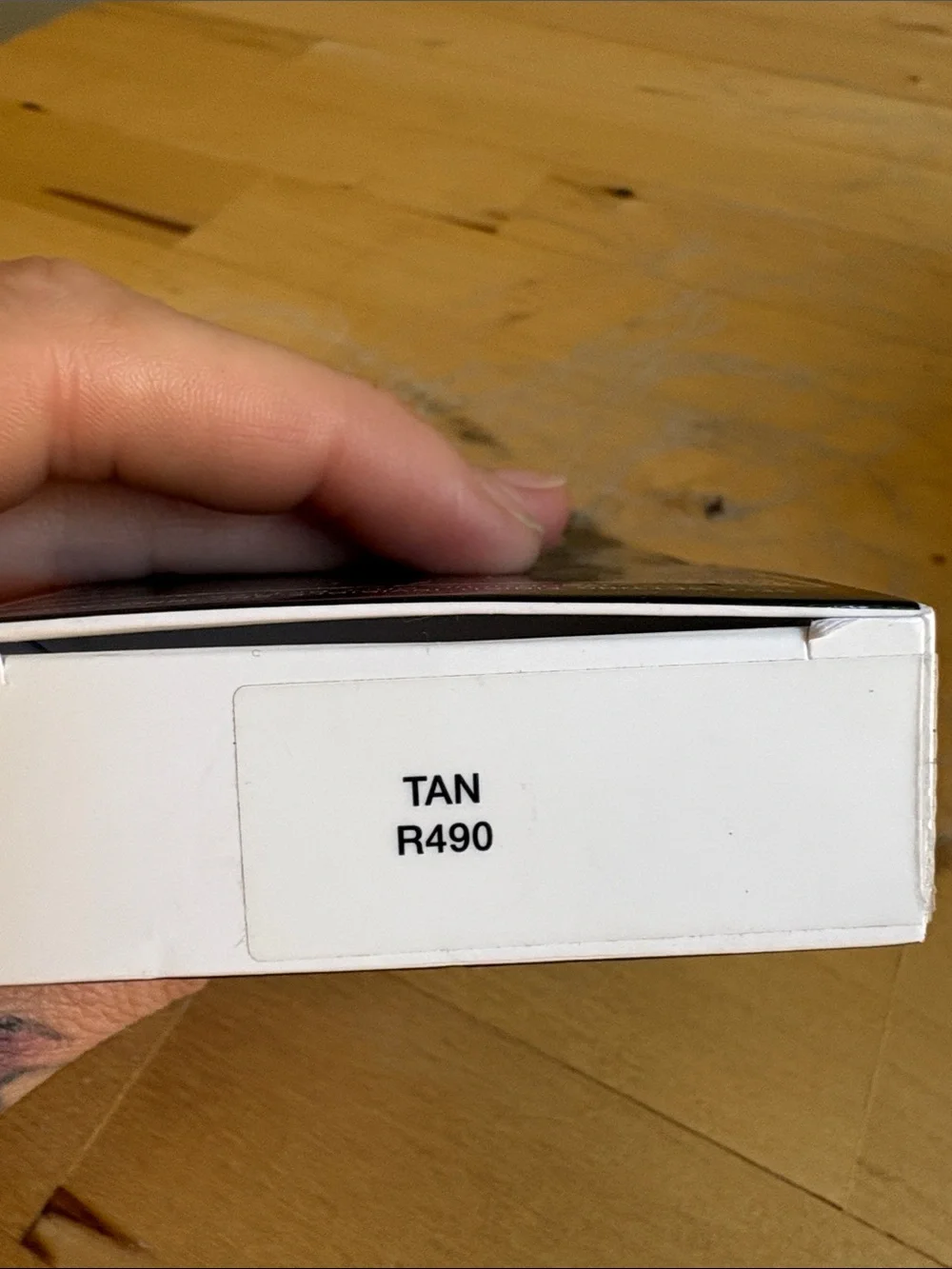 Marc Jacobs Shameless Foundation - Tan R490